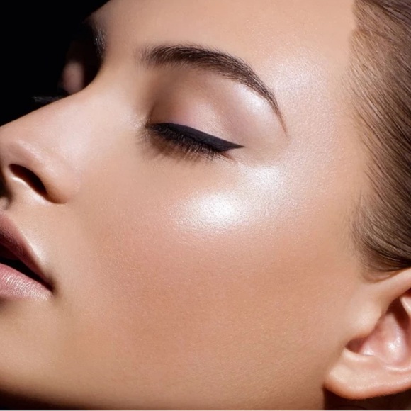 Smashbox Travel Spotlight Palette Glow on the Go! - Picture 2 of 4